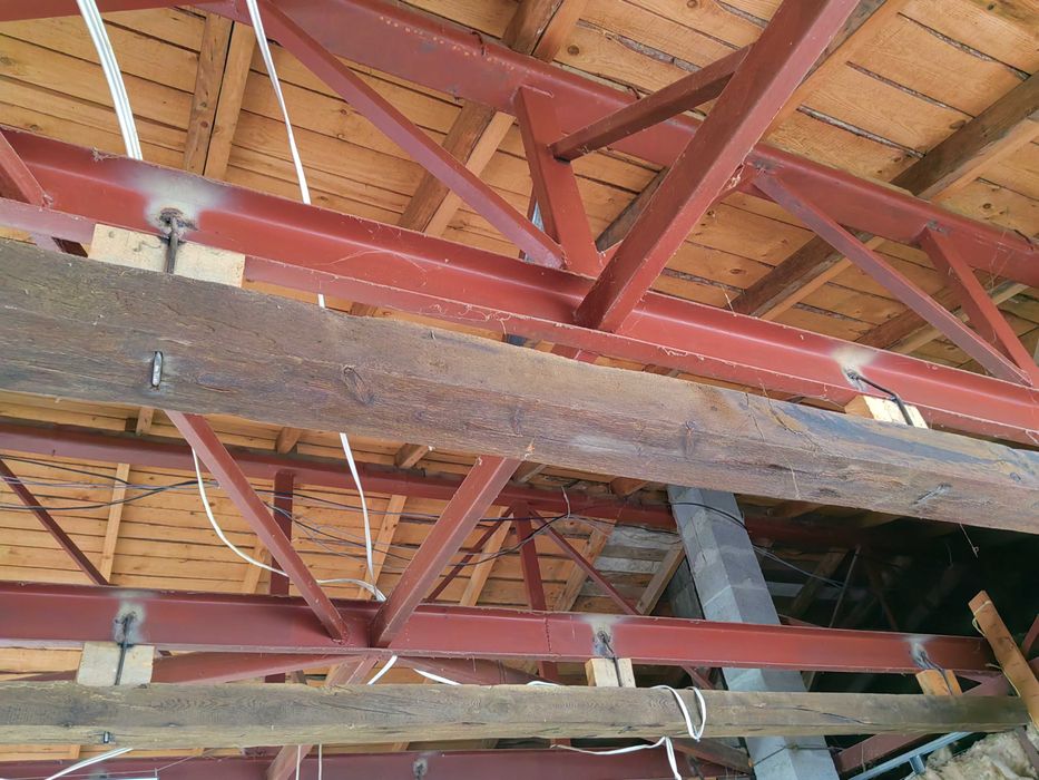 Продава се сглобяема къща с метална конструкция – 120 кв.м за демонтаж