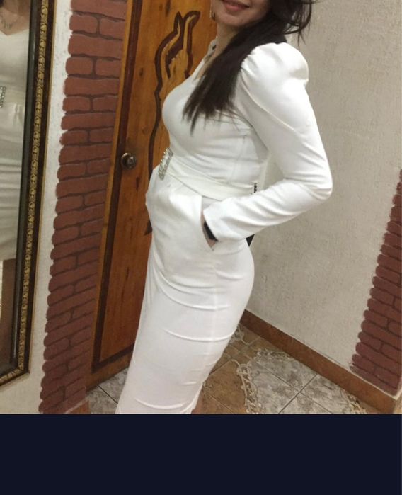 Белое женское платье!