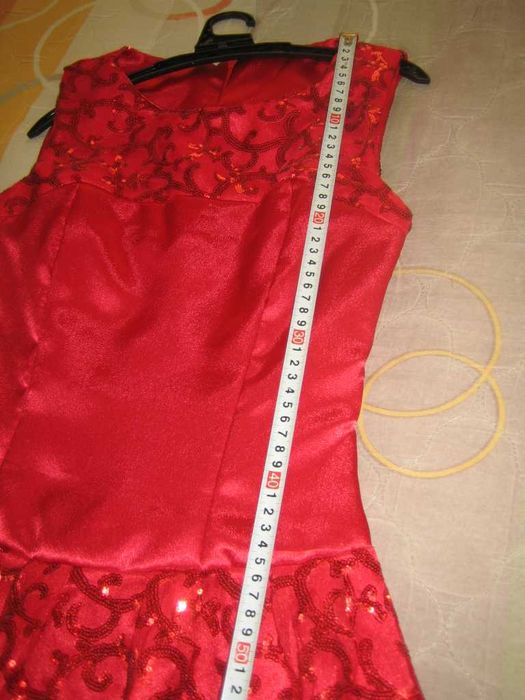 Официална рокля за 15 годишно момиче