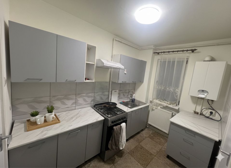 Set Mobilier Bucătărie Modernă Gri + Aragaz BEKO Inox + Chiuvetă