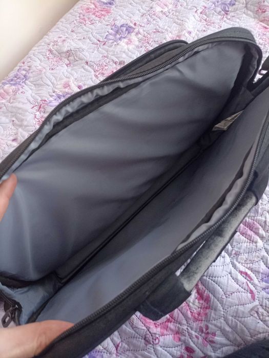 Продаю сумку для ноутбука