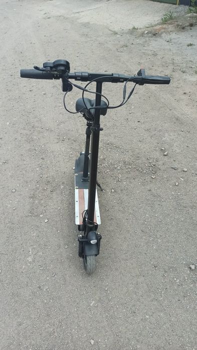 Продается электросамокат Куго М2