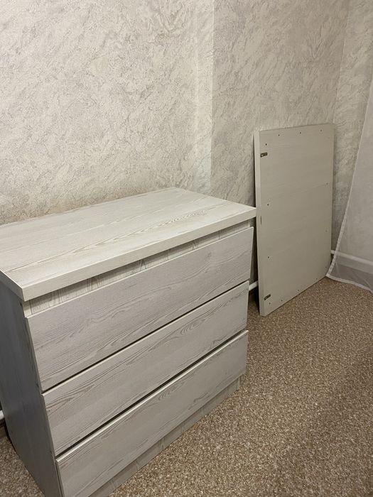 Продам спальный гарнитур без торга