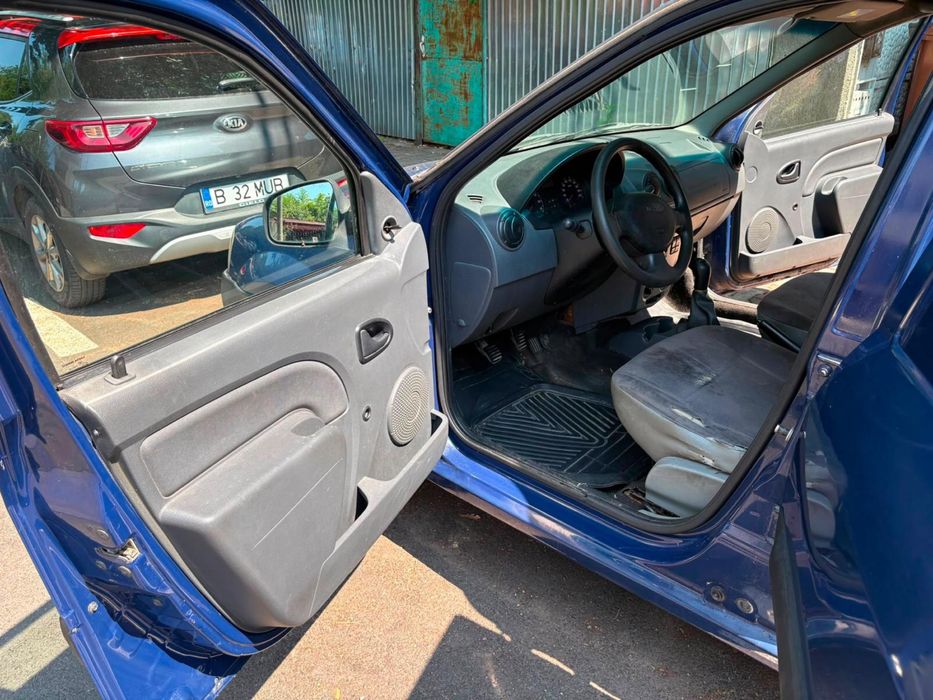 Vand dacia logan van