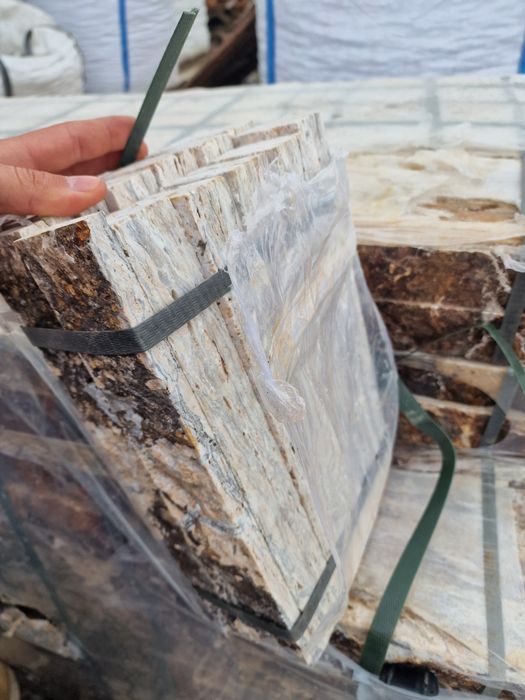 Travertin-piatra naturala