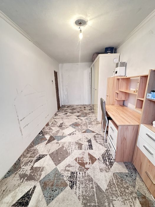 Продам квартиру 5 мкр. Есет батыр 114