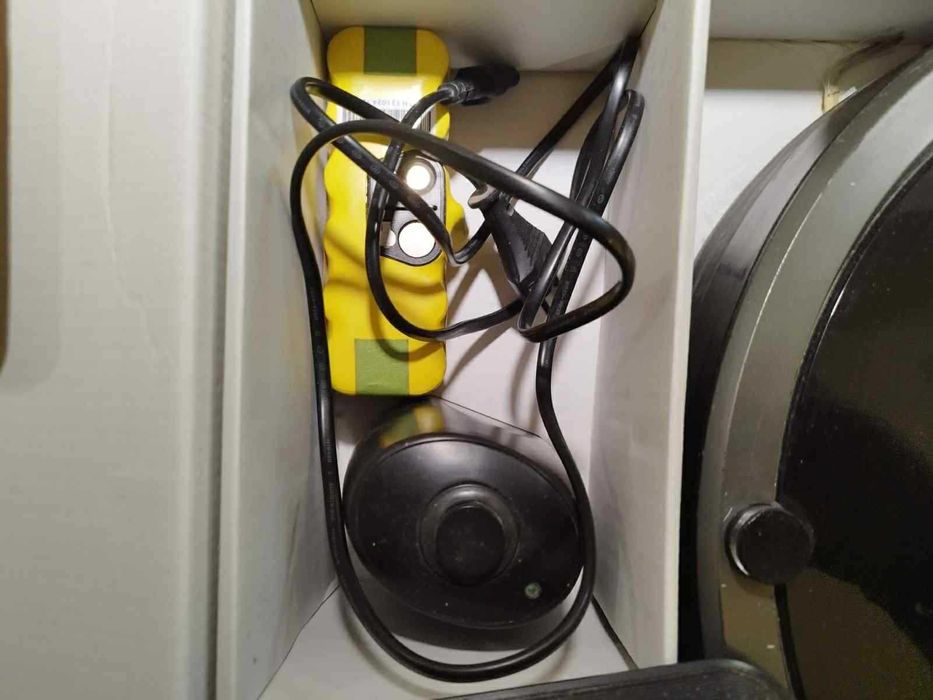 IRobot Roomba 886 Contents