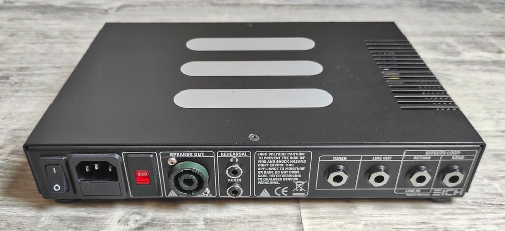 Усилитель для бас гитары