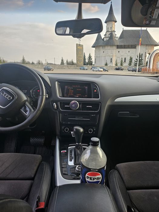 Audi q5,automat.