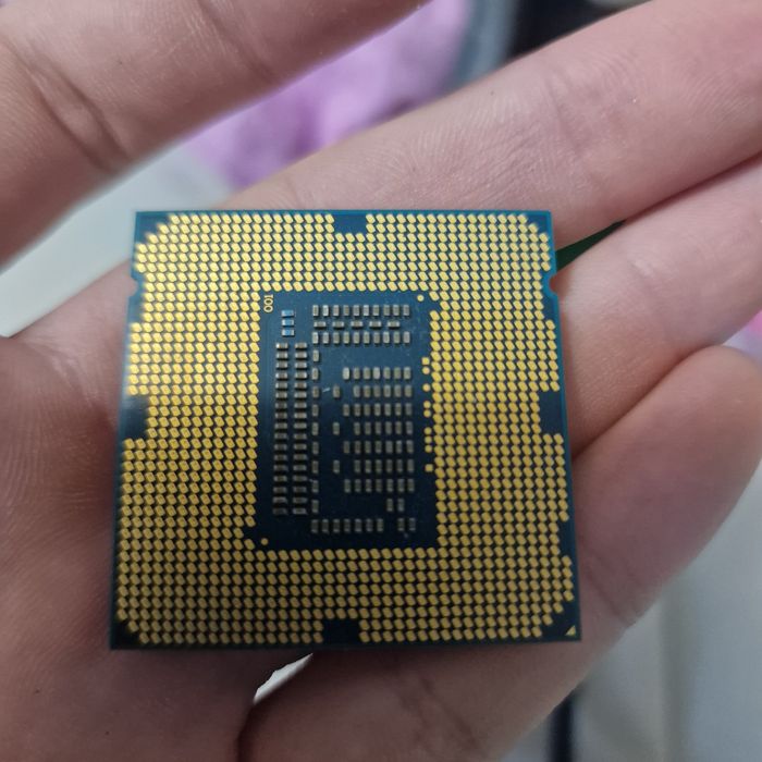 Intel Core i7-3770 | Socket 1155 |