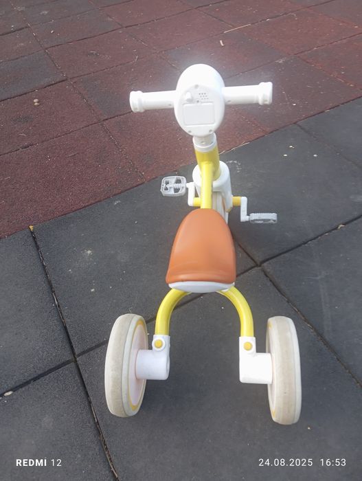 Продам велик- беговел.