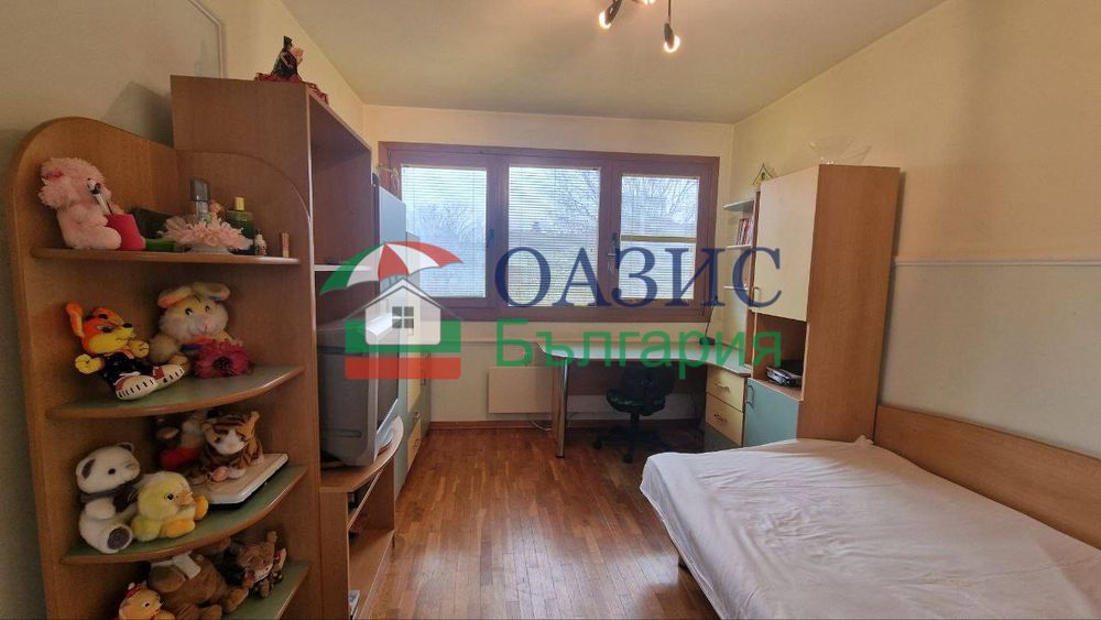 Тристаен апартамент с камина, Несебър, България, 120 кв. м. + гараж