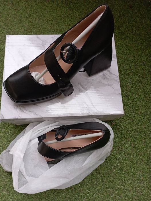 Обувки на ток с платформа!