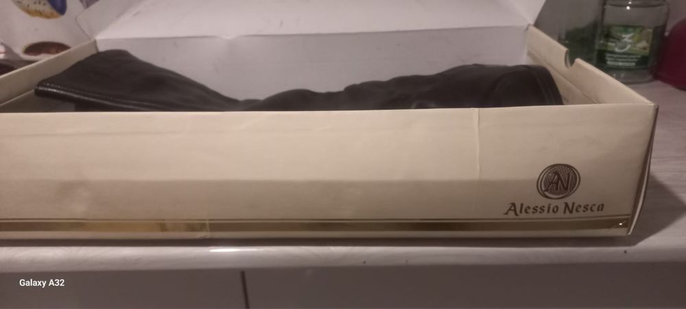 Сапоги женские продам срочно