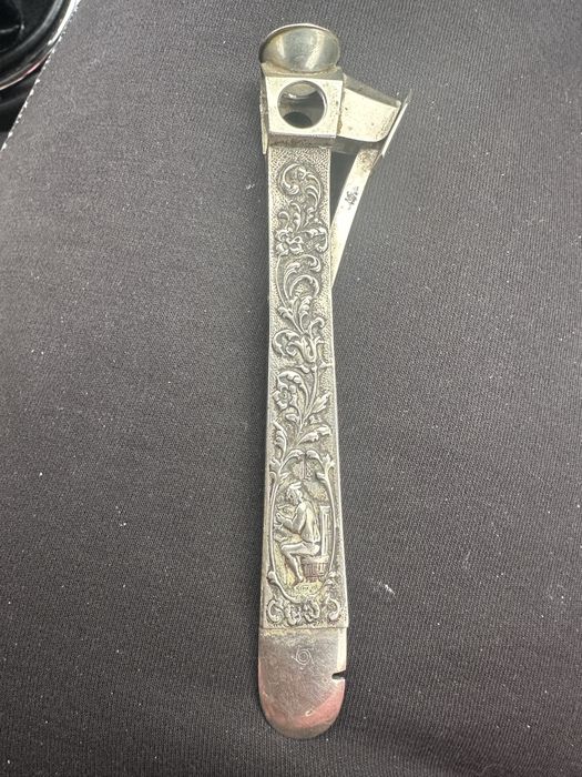 Vand cutit pentru trabuc