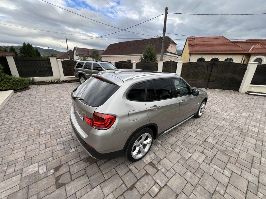 BMW X1 2011 — imagine 11