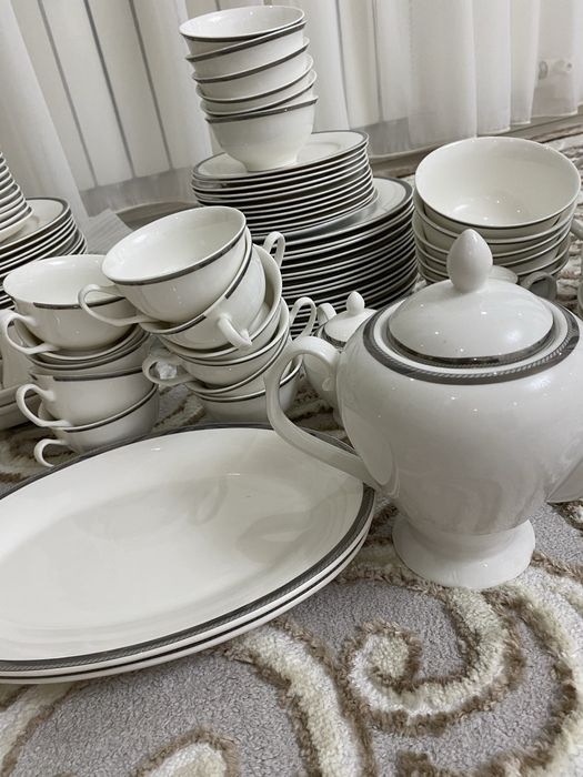 Продам сервизный набор