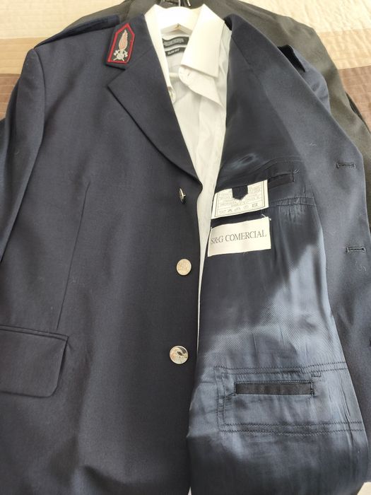 Costum reprezentare pompieri cu doua perechi de pantaloni nou sigilat!
