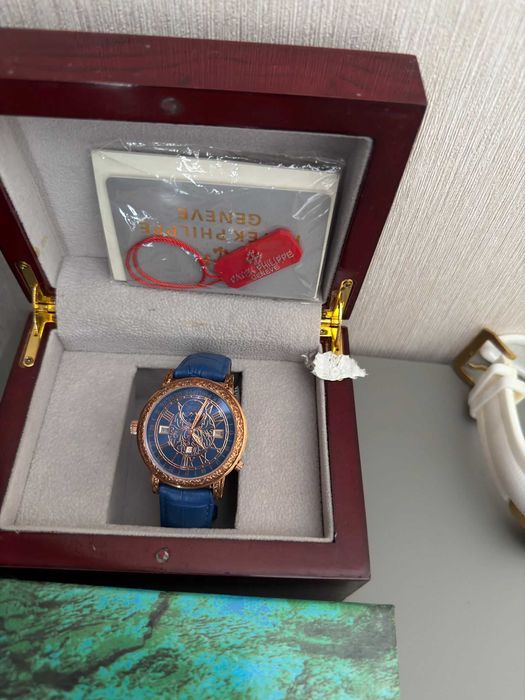 Часовници Топ - Casino Roulette, Bolt Zeus, Rolex, Corum и др.