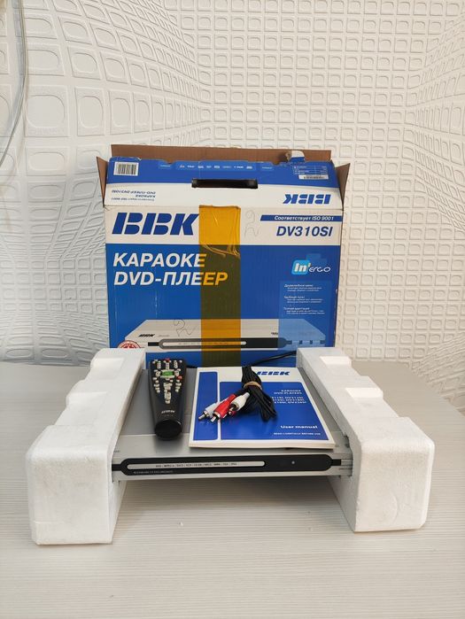 DVD плеер BBK (с караоке)