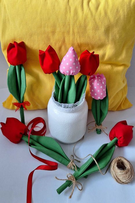 Ръчно изработени лалета от плат