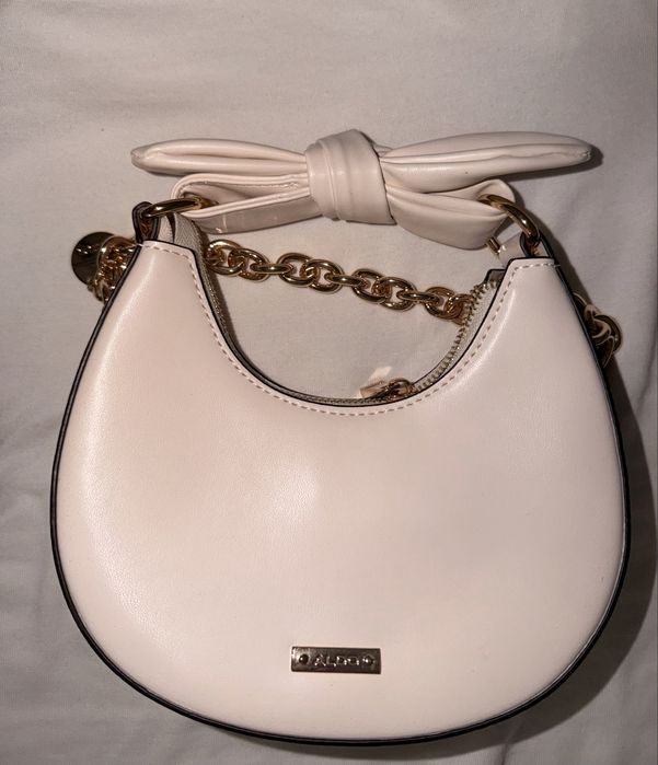 Gentuță Aldo alba ecru