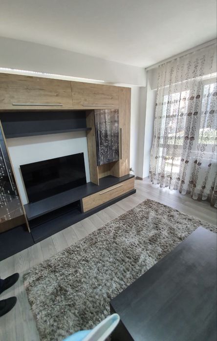 Inchiriez apartament 2 camere ultracentral