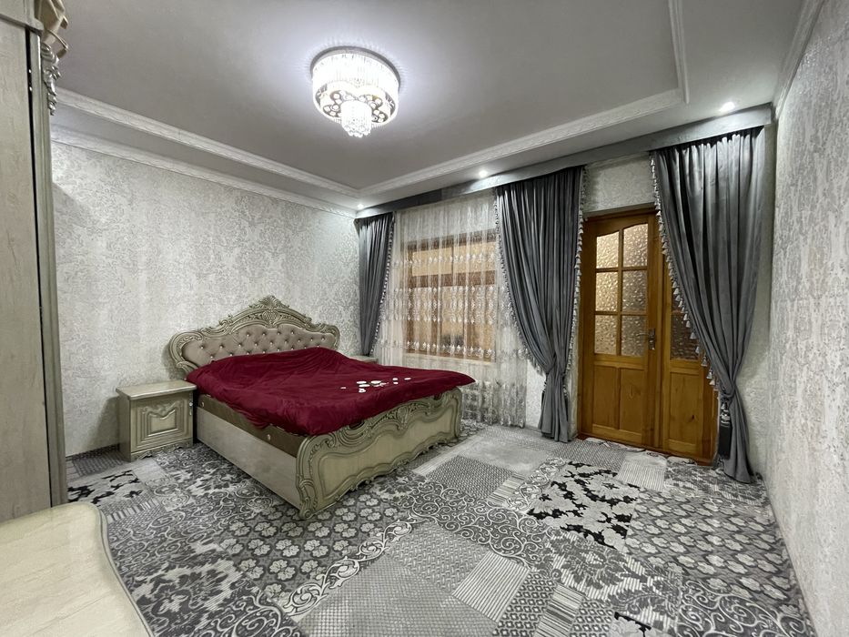 Самарканд Дарвозада 3,9 сотих ховли сотилади.