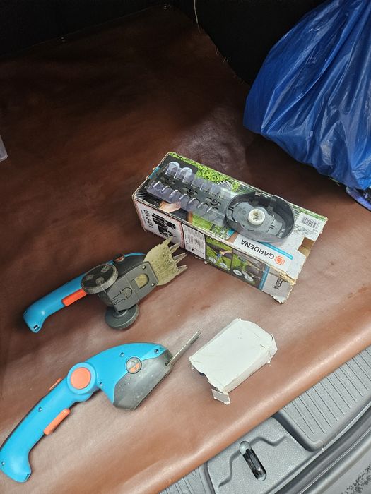 Gardena Set 2 Foarfeca de tuns gazon/plante gardena  pe acumulator