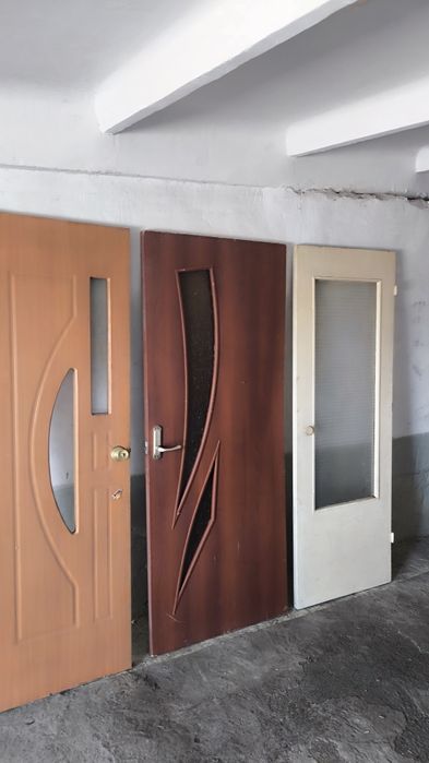Продам межкомнатные двери