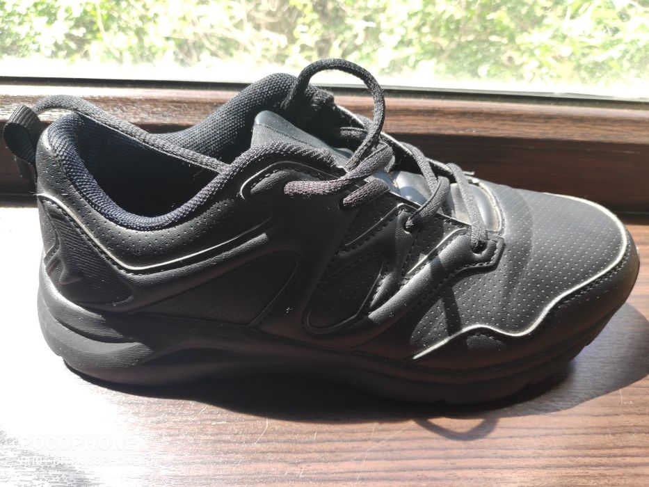 Женские Кроссовки