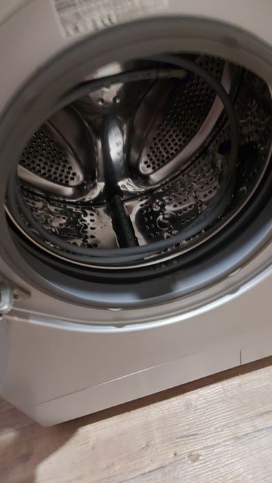 Продам стиральную машинку L.G