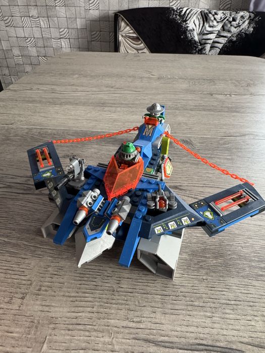 Lego nexo knights