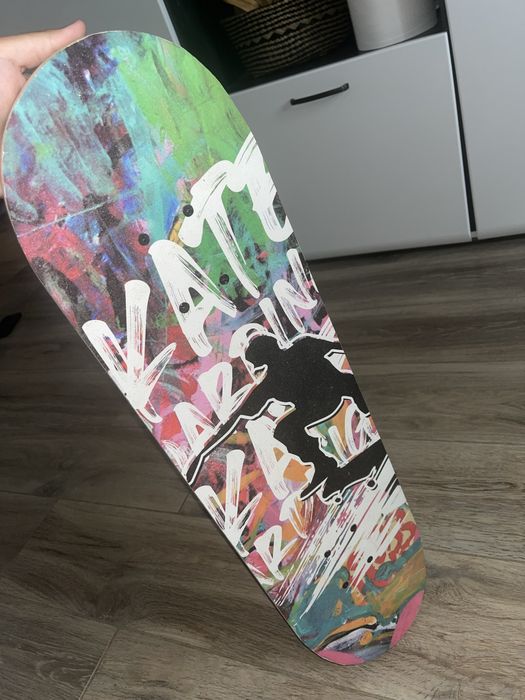 Skatebord aproape nou in stare buna