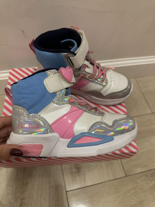 Детски високи кецове Billieblush