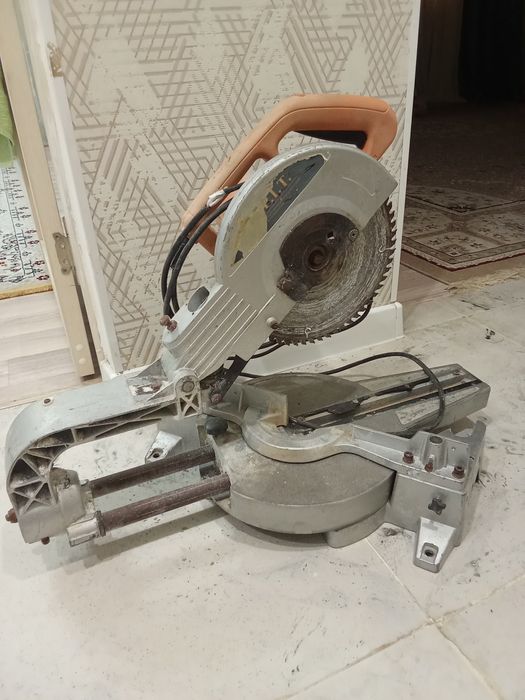 торцовочная пила