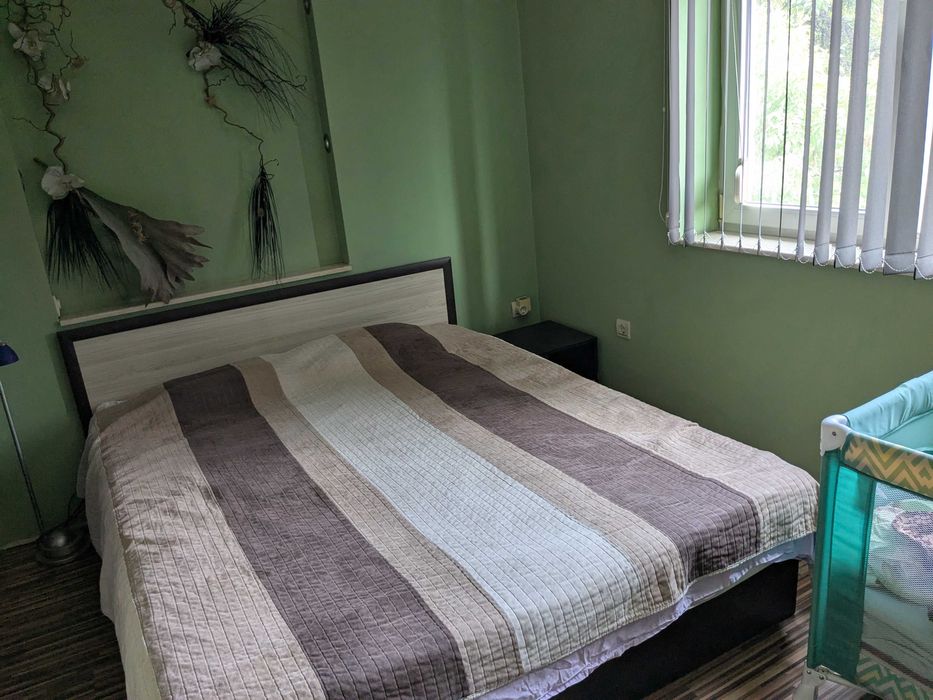 Двустаен слънчев апартамент в Каменица