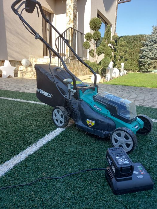 Vand masina de tuns gazon Ferrex