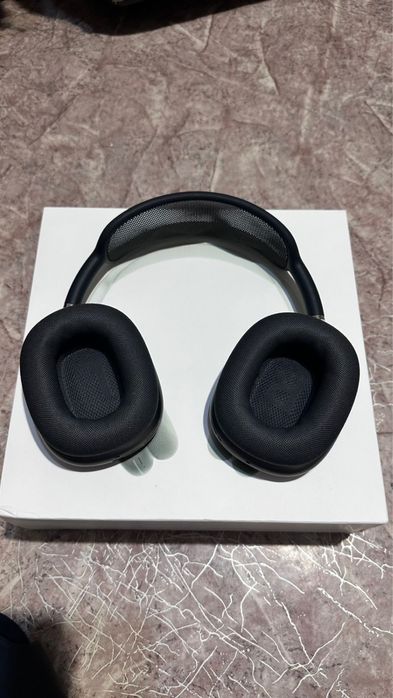 AirPods Max наушники