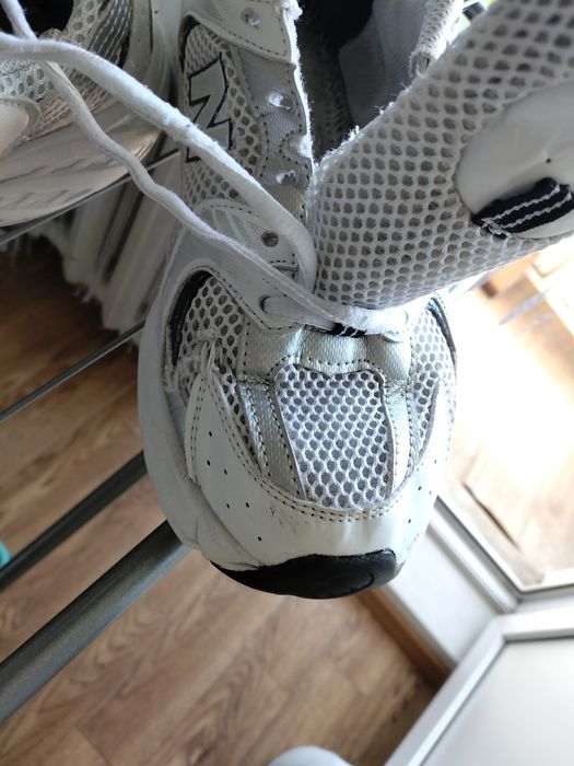 Кроссовки женские 39-40