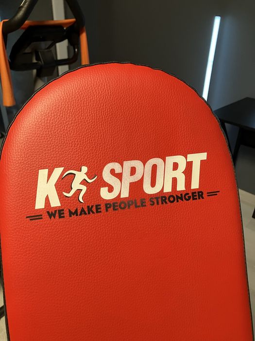 Banca reglabila fitness, k sport, culoare rosu, negru, in stare buna