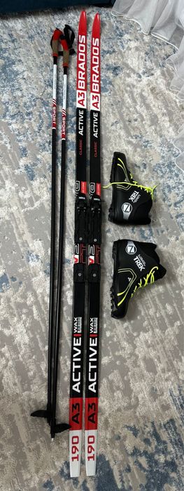 Продам в сборе лыжи