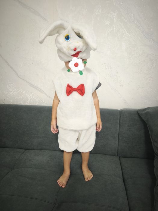 Продам костюм заяц, новогодний костюм