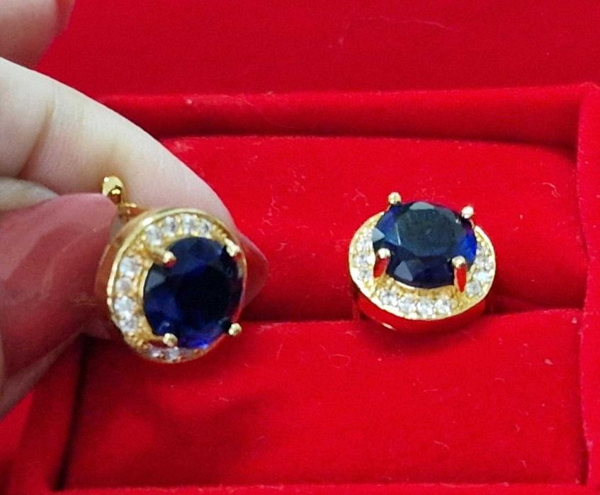 GP42,cercei placati aur 18k, incuietoare sigura,zirconiu safir/alb