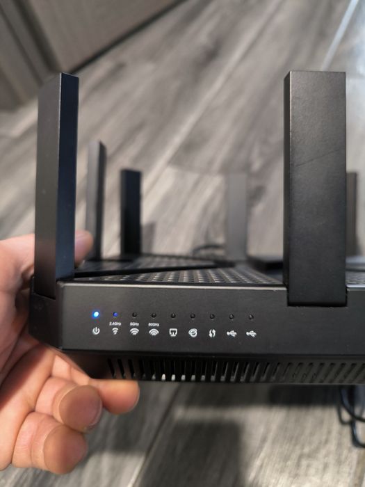 Router wireless tenda AD7200