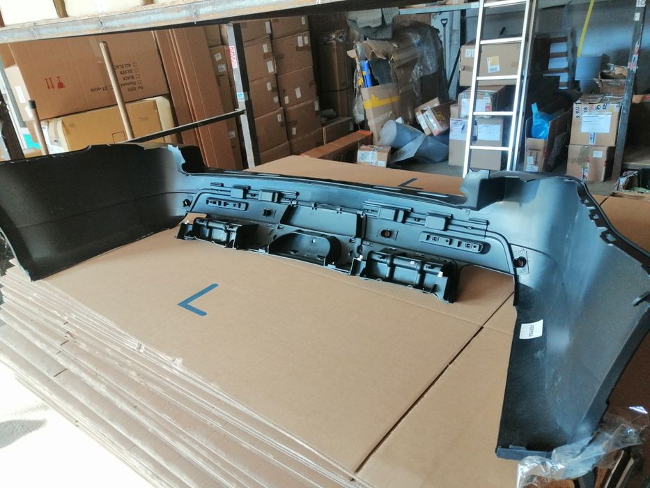 Bara spate Range Rover