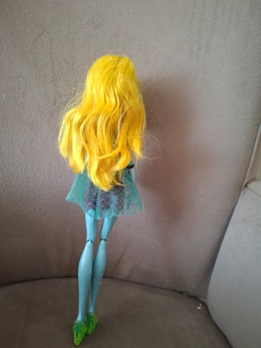 Кэтрин куколка  монстр хай