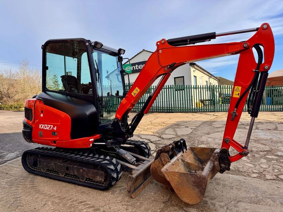 Kubota KX 027 Miniexcavator Kubota KX027 an 2020, 4 pistoane