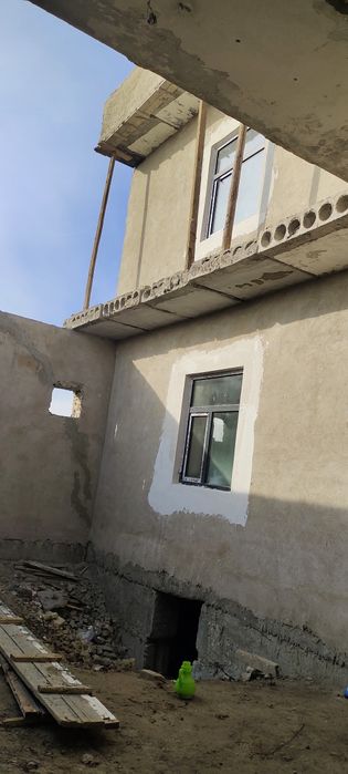 Ярим тайёр участок сотилади.