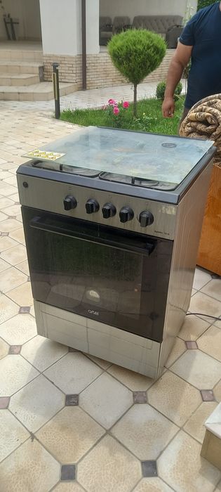 Срочно продаётся газ плита Артел